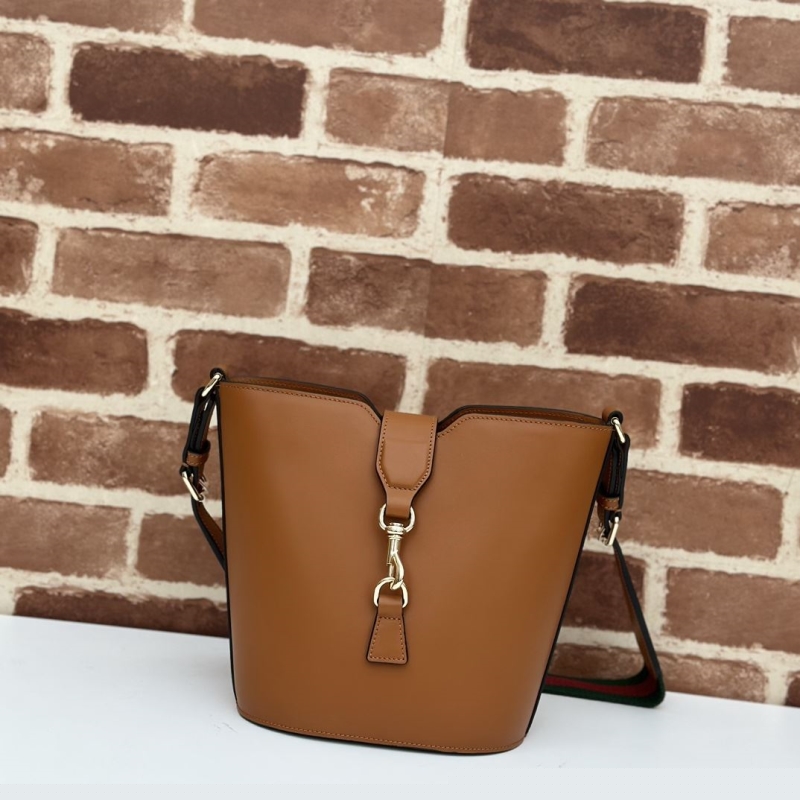 G*u*i bucket bags